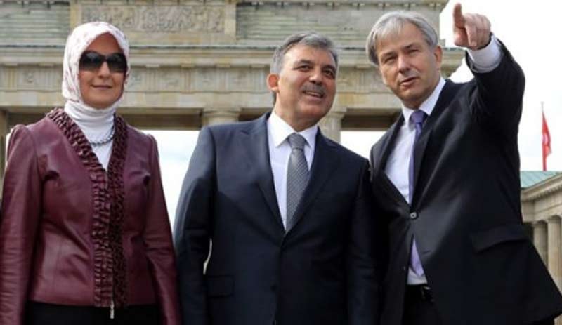 selvi den babacan in partisiyle ilgili
