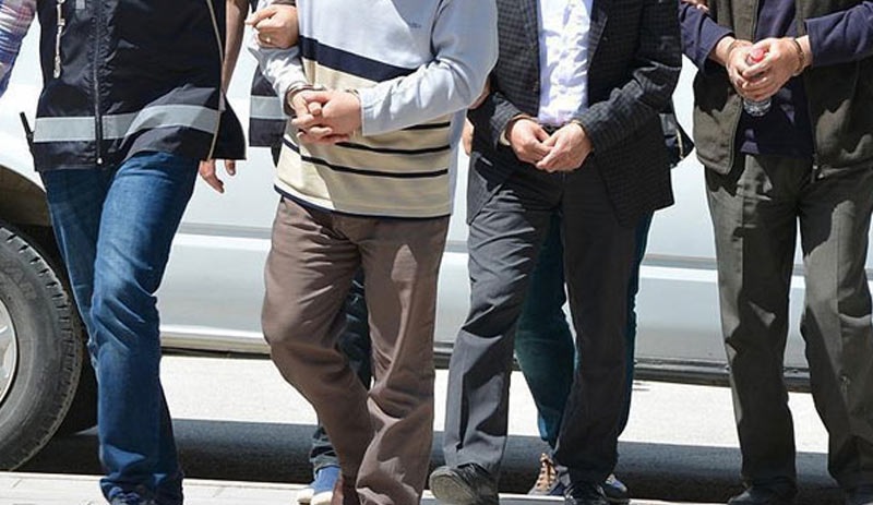 Diyarbakır’da 2’si belediye meclis üyesi 3 gözaltı