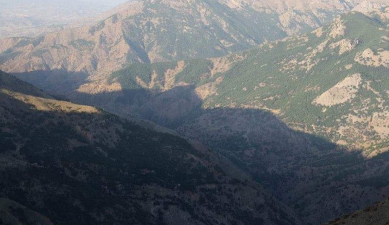 Koronadan korunmak için köye dönenlerin evlerine baskın