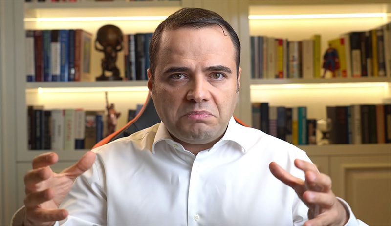Prof. Dr. Özgür Demirtaş, 'sonunda ne olacağını' yazdı