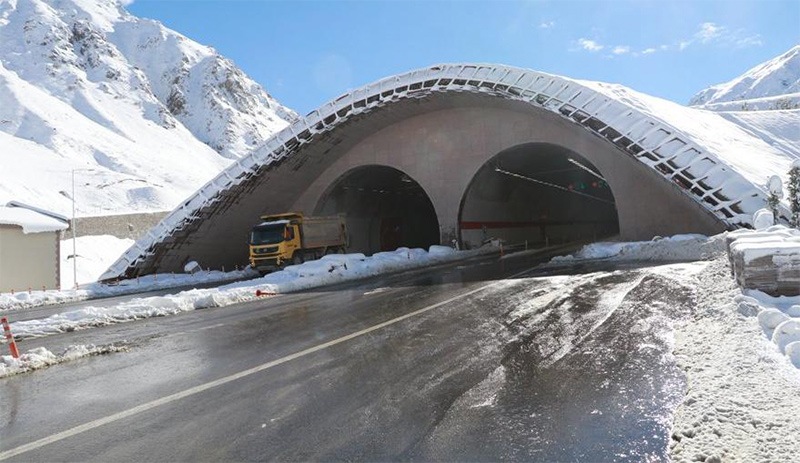 19,5 bin TL'lik işe 17 milyon TL ödendi, parası ödenen köprünün bir ayağı kısa kaldı