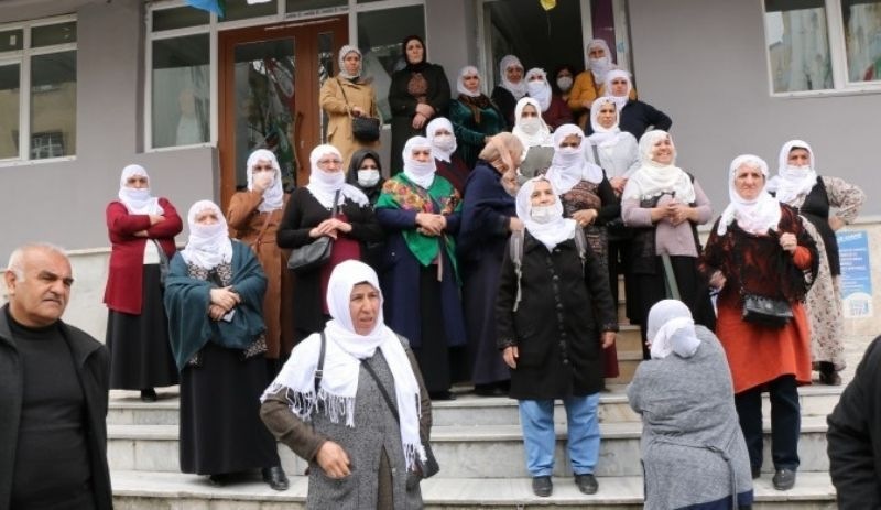 Barış Anneleri operasyonları protesto etti