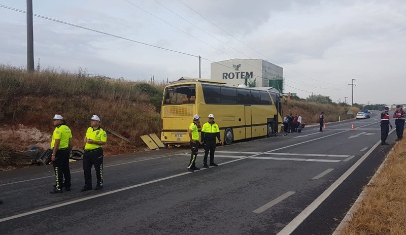 Bandirma Da Otobus Kazasi 4 Olu 42 Yarali