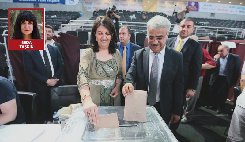 Ankara'da binlerce yurttaşın katıldığı HDP kongresinde Buldan ve Sancar yeniden eş başkan seçildi