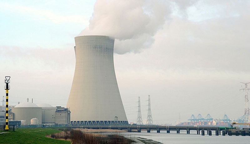 Almanya enerji krizine karşı nükleer santralleri kapatma planını erteledi